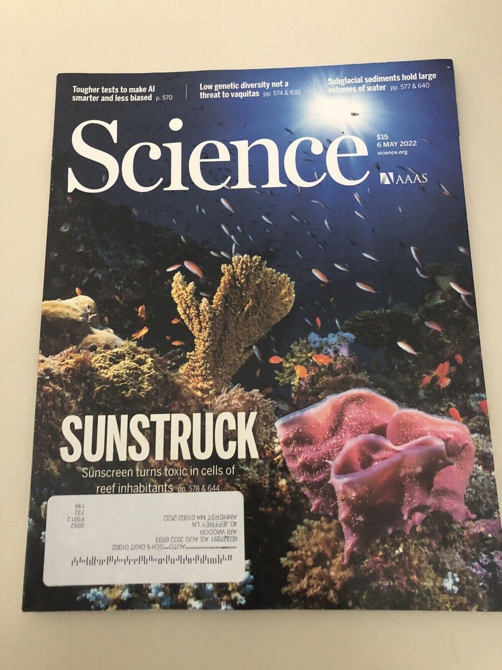 AAAS Science Magazine Vol 376 No 6593 6 May 2022 AI Sunscreen Reef Inhabitants
